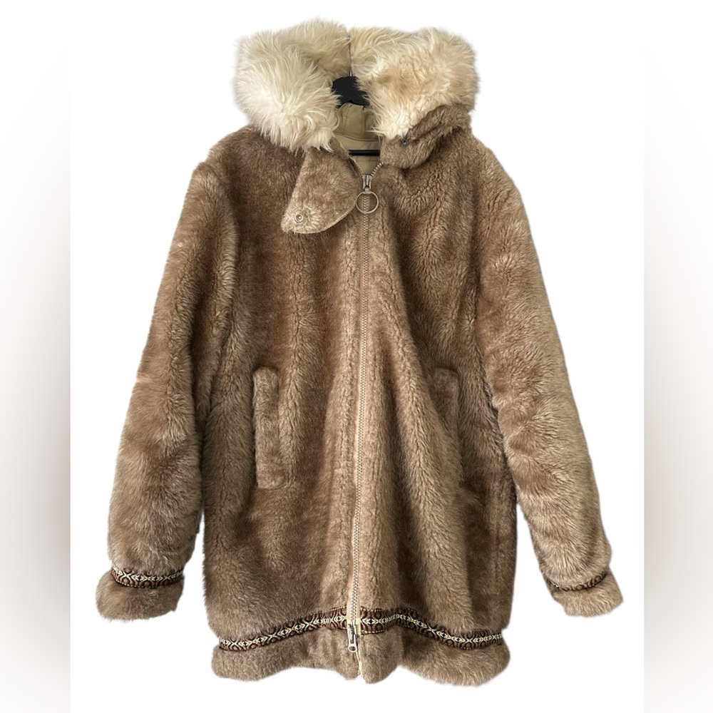 apres ski 🏔️ Faux Fur Hooded Coat